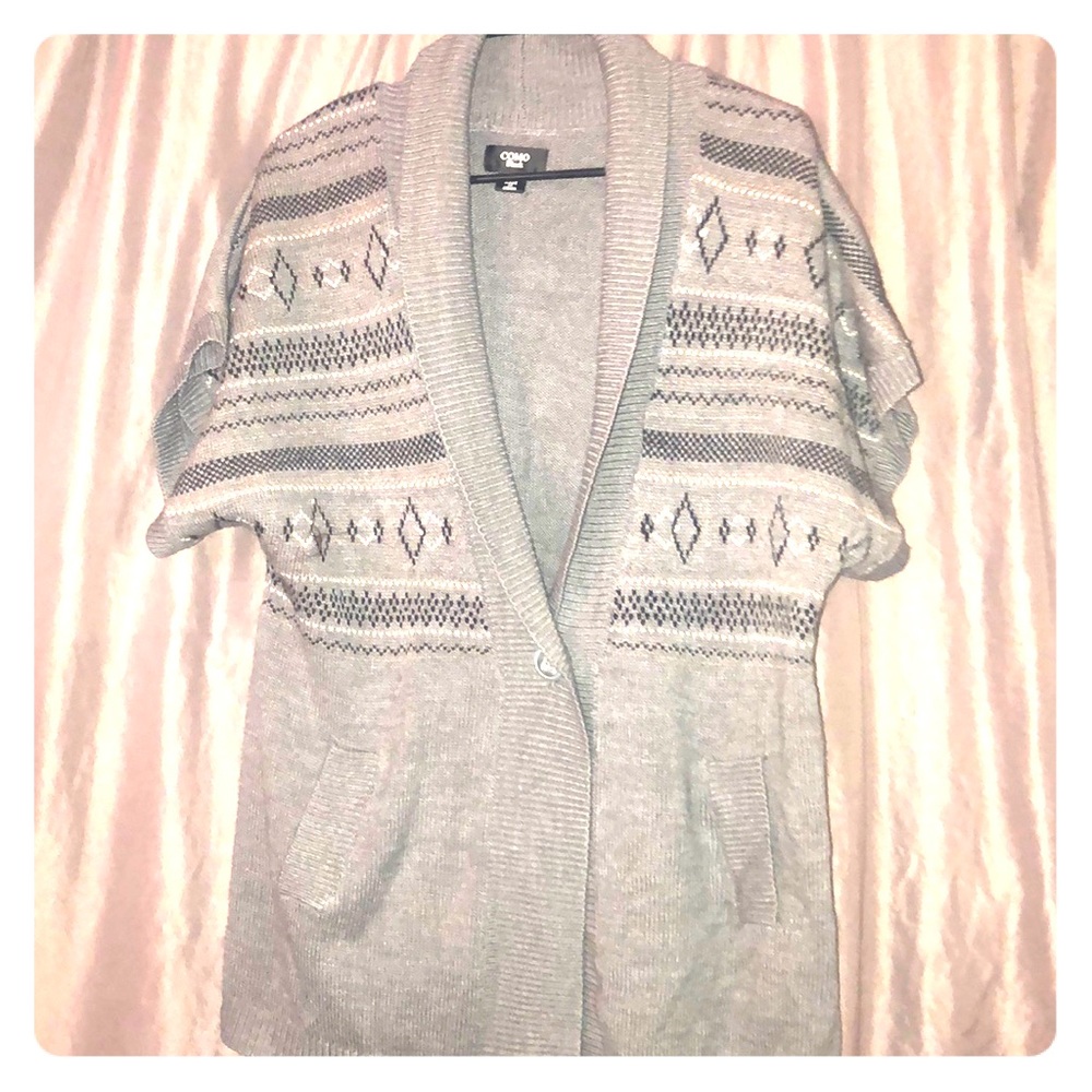 Camo black short sleeve sweater